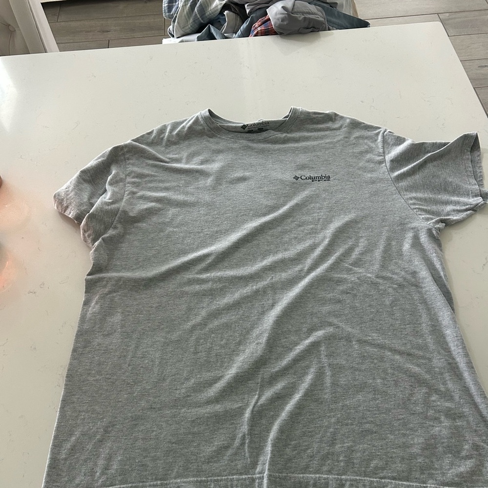 Columbia Gray Short Sleeve Tee